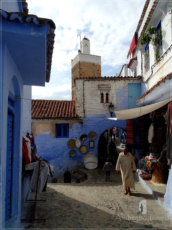 Chefchaouen: the main street going to the river Oued Ras el-Maa